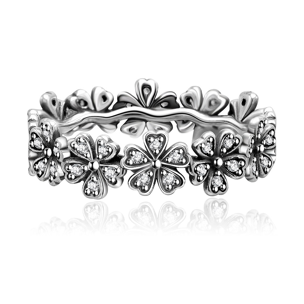Wholesale Sterling Silver Ring: S925 Dazzling Daisy Band Ring